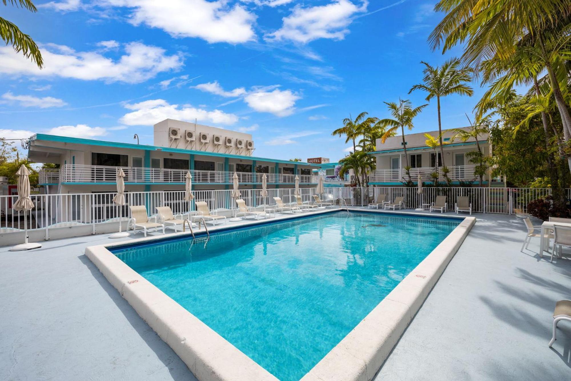 The New Yorker Hotel Miami Bagian luar foto