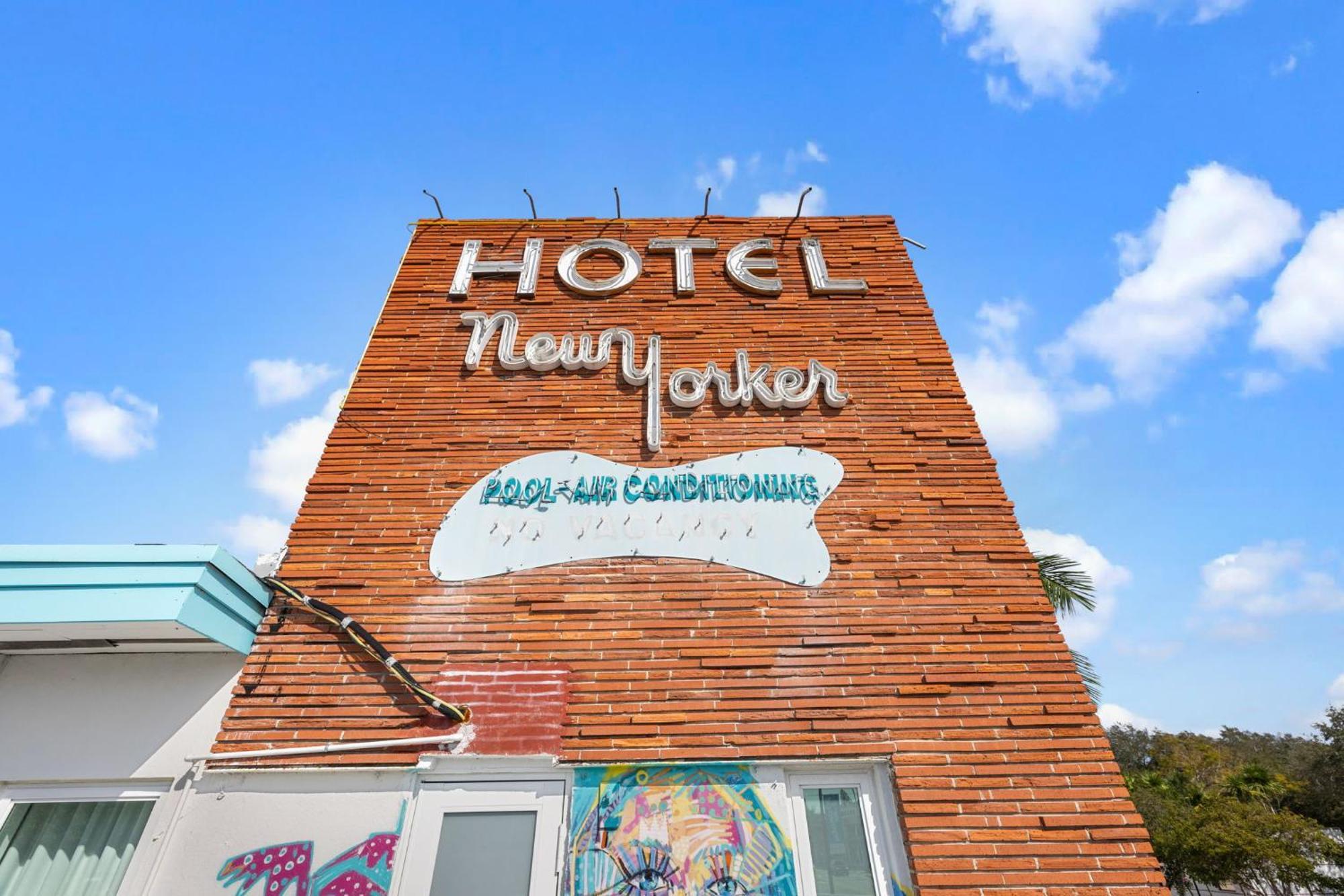 The New Yorker Hotel Miami Bagian luar foto
